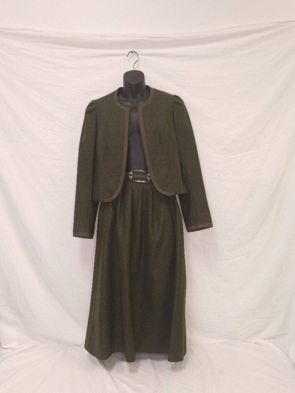 Vintage  Wenger Austrian Trachten Skirt Suit [Product type]